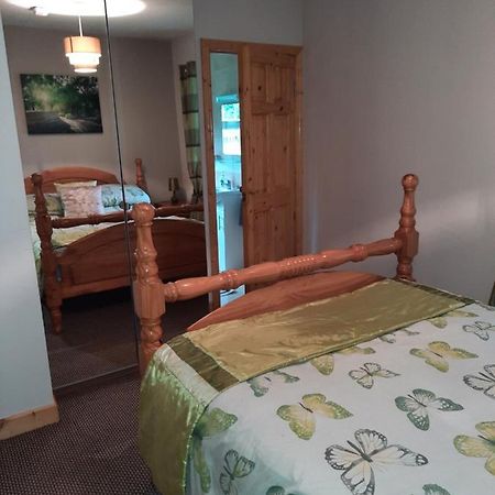 Country Cottage B&B Crossakeel Esterno foto