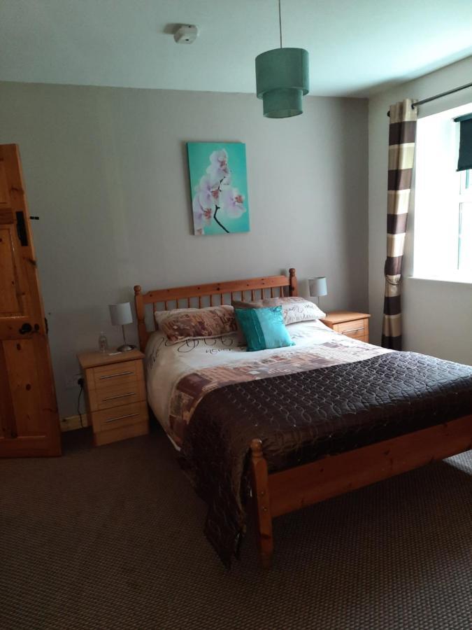 Country Cottage B&B Crossakeel Esterno foto